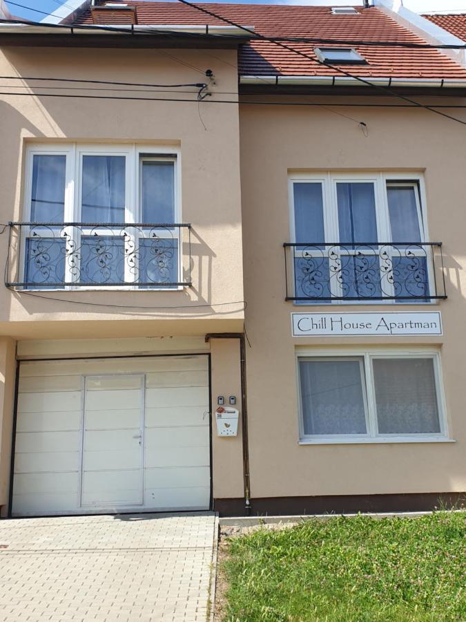 Chill House Apartman Эгер Экстерьер фото